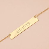 Plate Bar Necklace in English